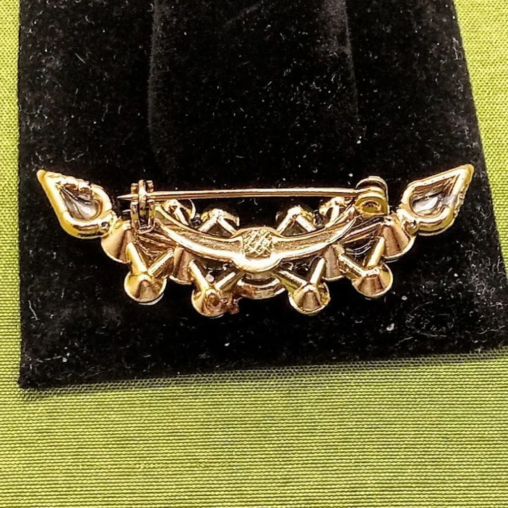 Vintage Aurora Borealis Crystal Bar Pin Gold Brooch
